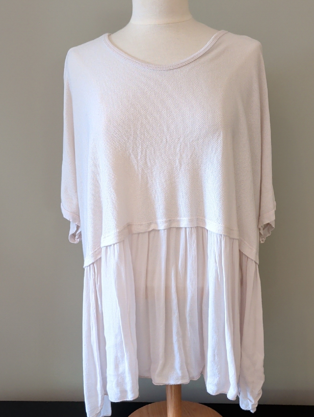 Camille And Co Light Cream Layered Boho Tunic Top. Size Medium